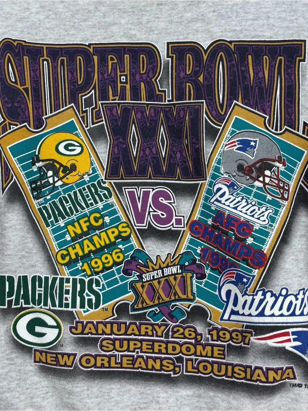 VTG Logo 7 1997 Super Bowl XXXI Gray Sweatshirt Patriots vs. Packers Size M
